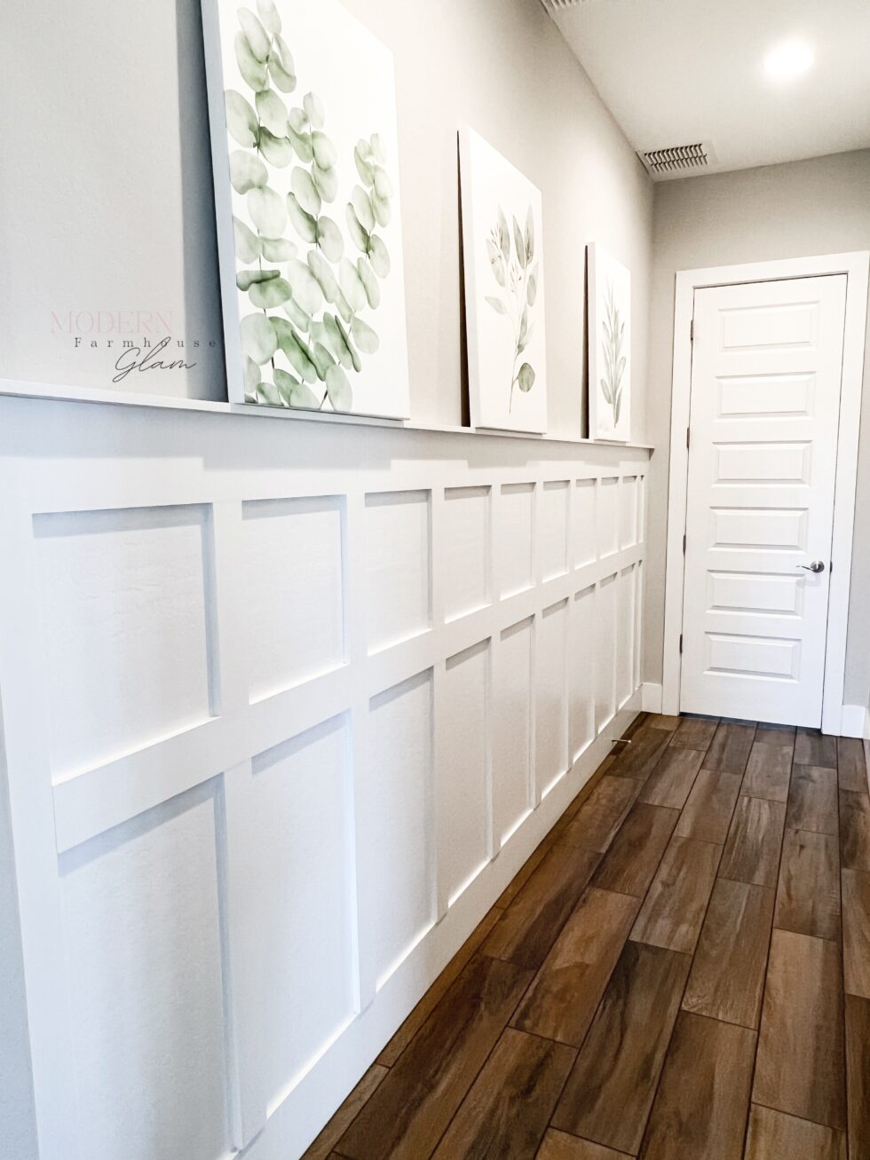 DIY Board and Batten in Hallway at Modern Farmhouse Glam Tutorial ...